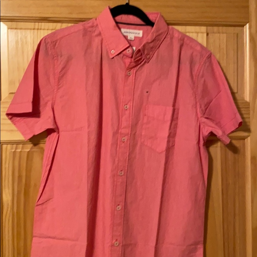 New shirt with tags!!